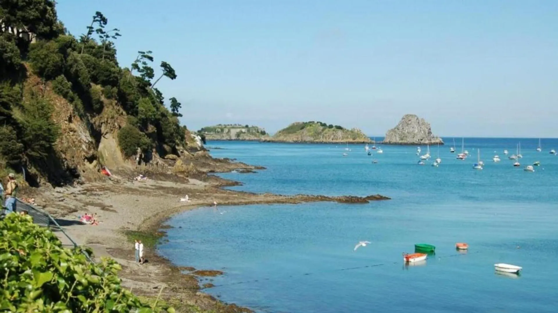 Beautiful Luxury Apartment Near A Breton Oyster Village Cancale