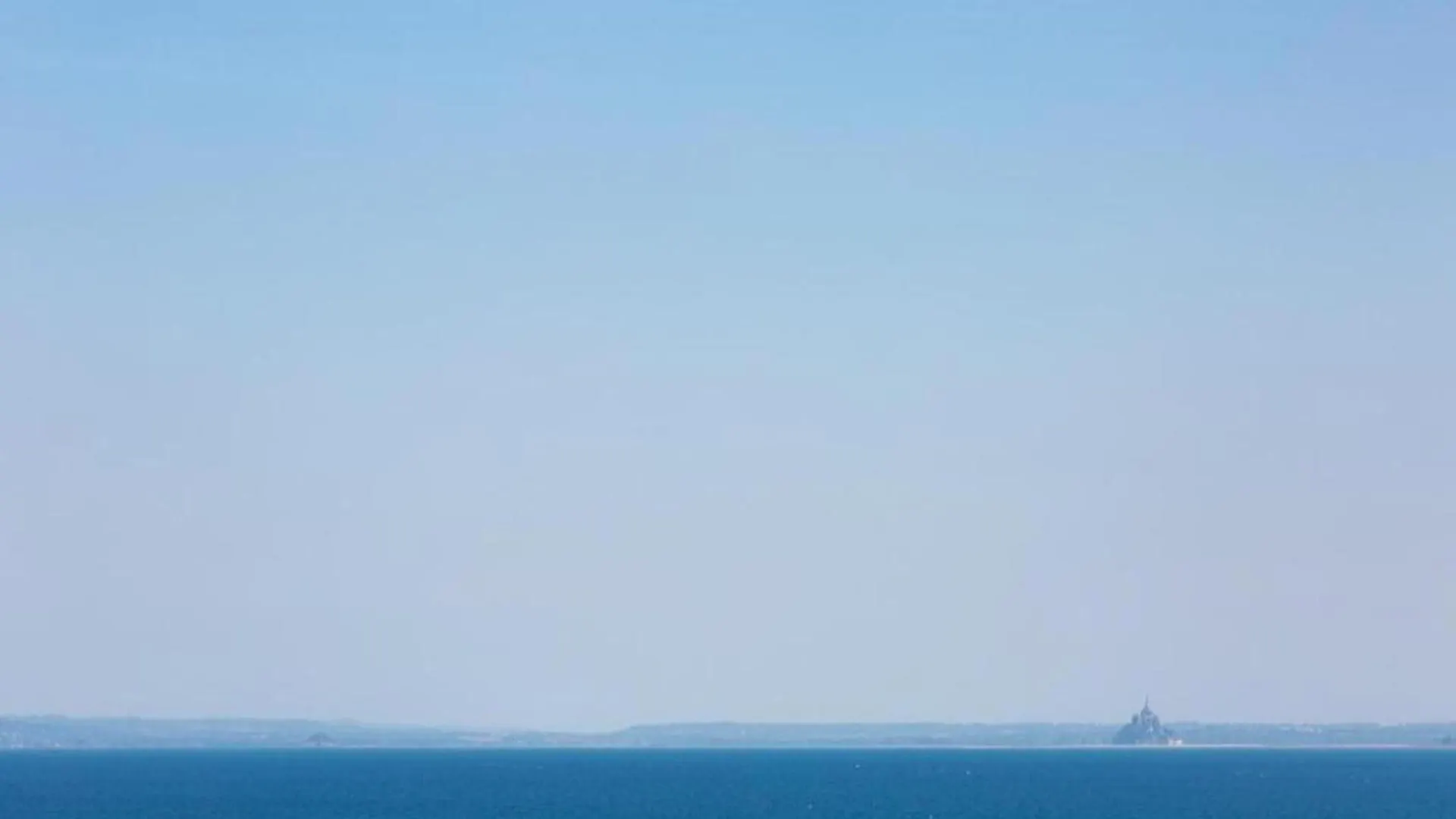 Beautiful Luxury Apartment Near A Breton Oyster Village Cancale Franciaország
